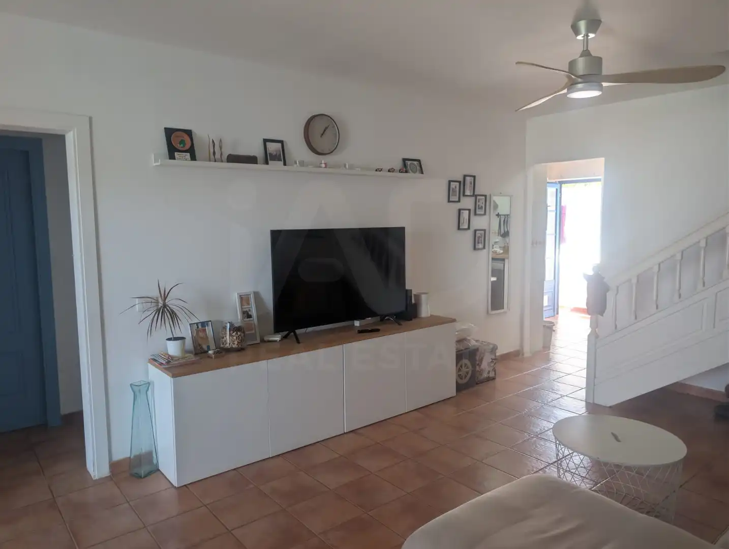 Sala de estar de Casa adosada en venta en Yaiza con Calefacción, Terraza y Piscina