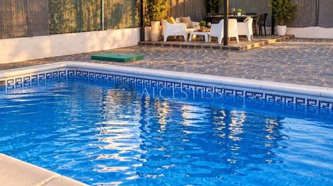CHALET INDEPENDIENTE DE 4 HABITACIONES CON PISCINA Y MIRADOR EN MÉNTRIDA