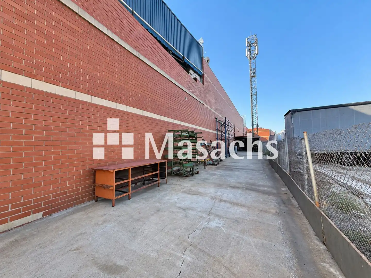 Industrial building for sale in Molins de Rei, imagen 4