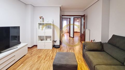 Foto 3 de Piso en venta en Avenida Schulz, Llano, Gijón
