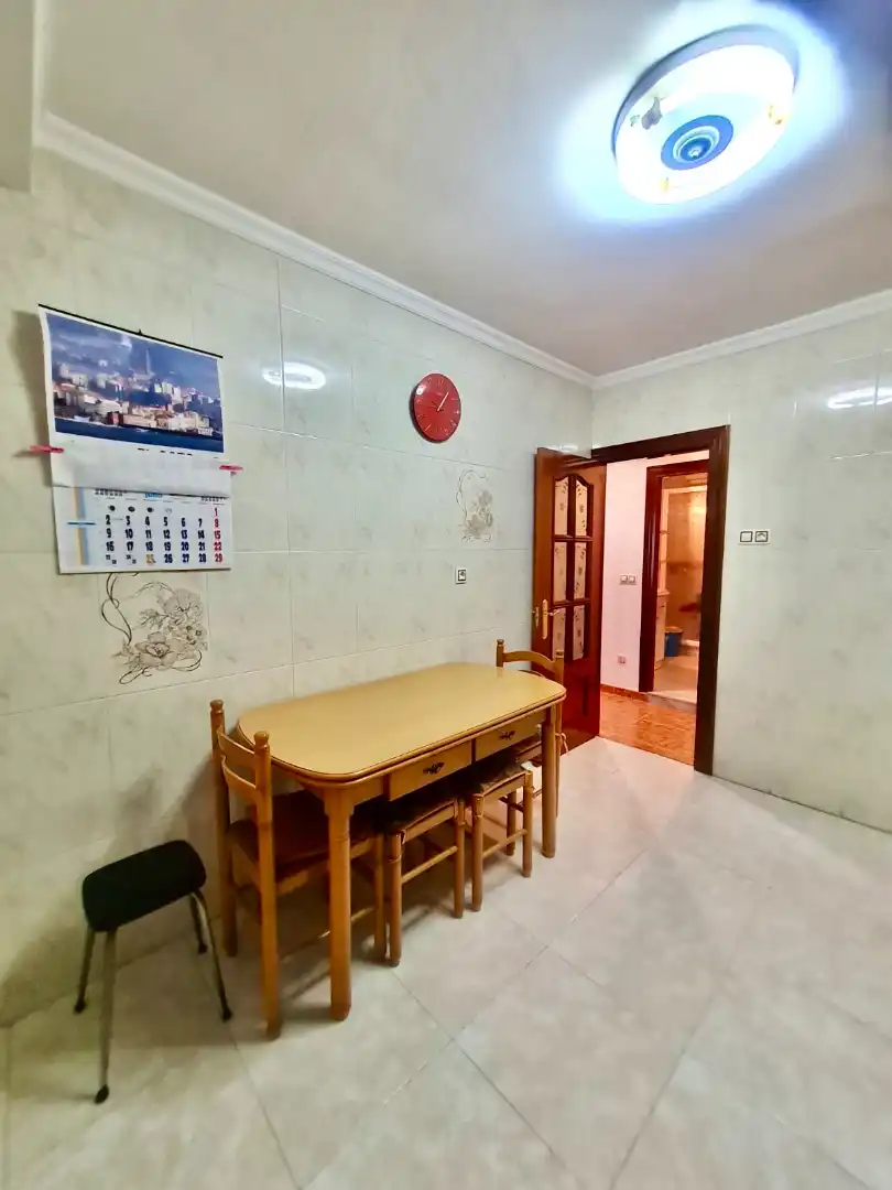 Comedor de Piso en venta en Gijón  con Amueblado