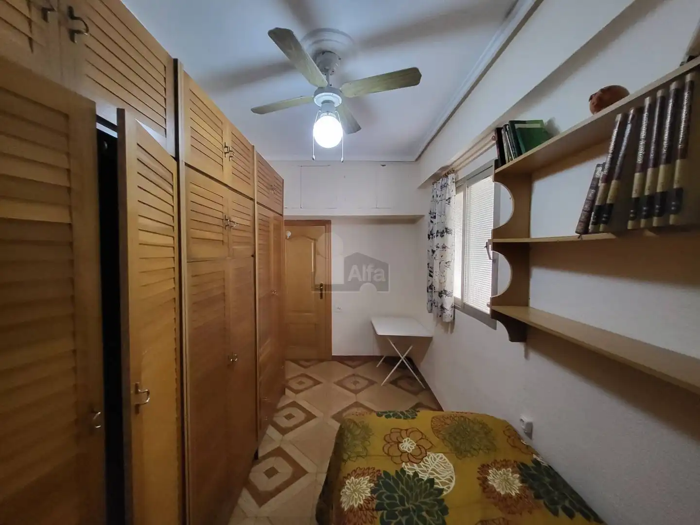 Flat for rent in Carrer de Conchita Piquer, 10, El Calvari