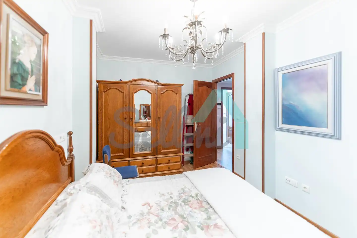 Bedroom of Flat for sale in Gijón   with Heating, Parquet flooring and Furnished