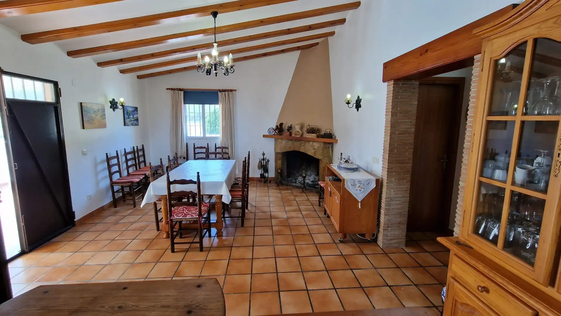 Menjador de Casa o xalet en venda en Tàrbena amb Terrassa, Moblat i Forn