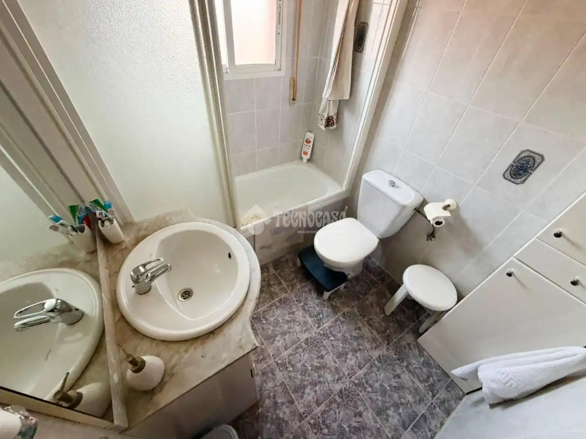 Flat for sale in Venta del Olivar