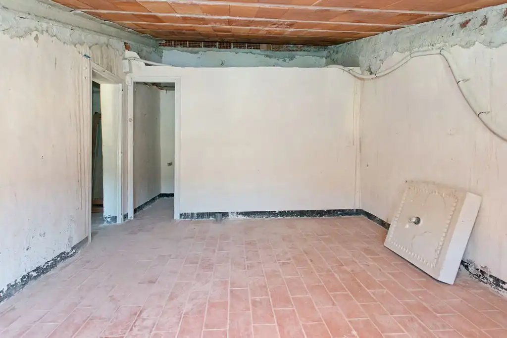 Local en venta en La Llacuna
