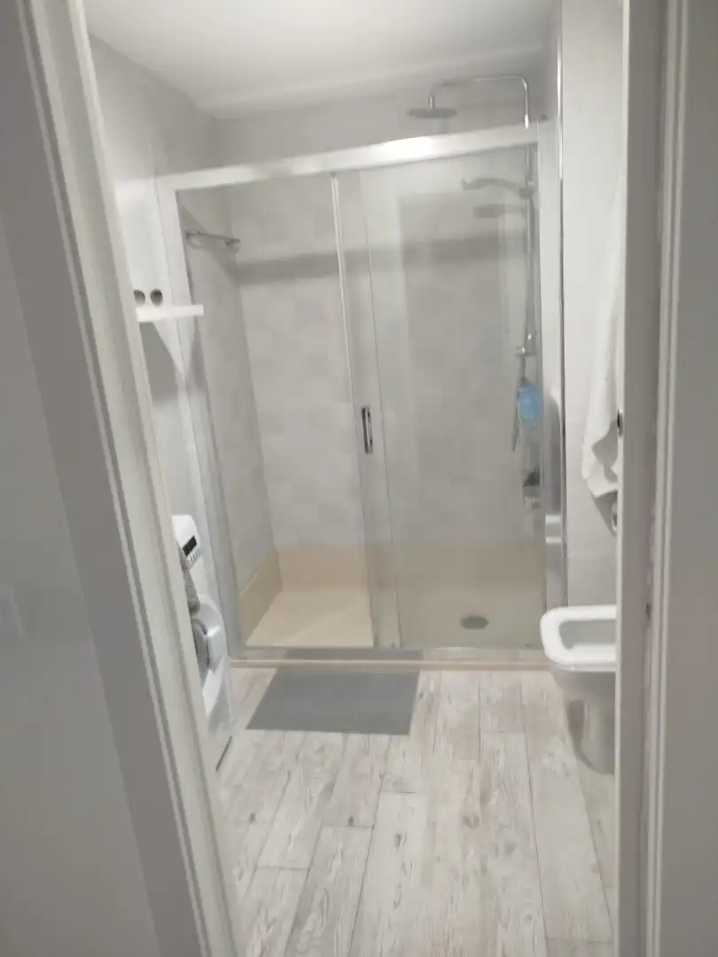 Bathroom of Flat for rent in Torremolinos  with Air Conditioner, Heating and Terrace