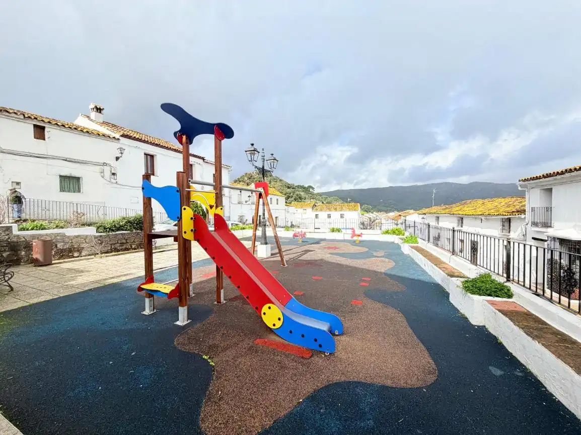 Vista exterior de Casa adosada en venta en Jimena de la Frontera con Terraza y Trastero