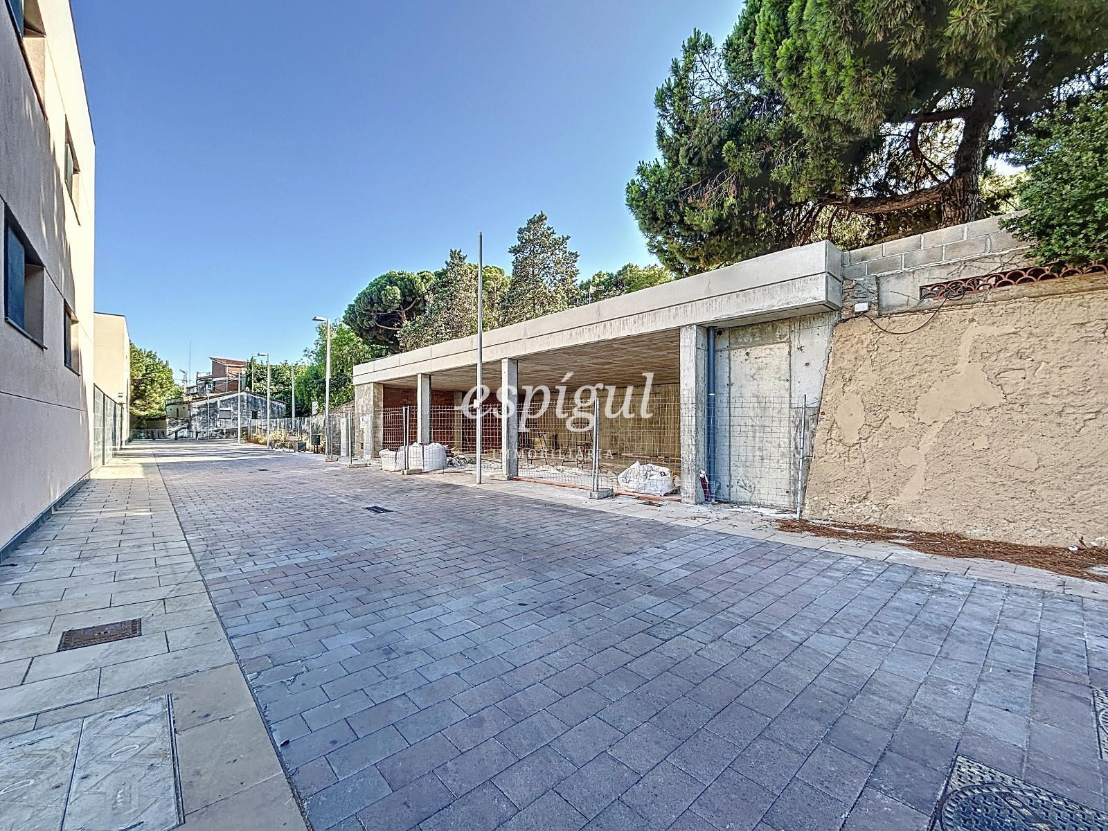 Local de alquiler en Josep Puigoriol, Teià