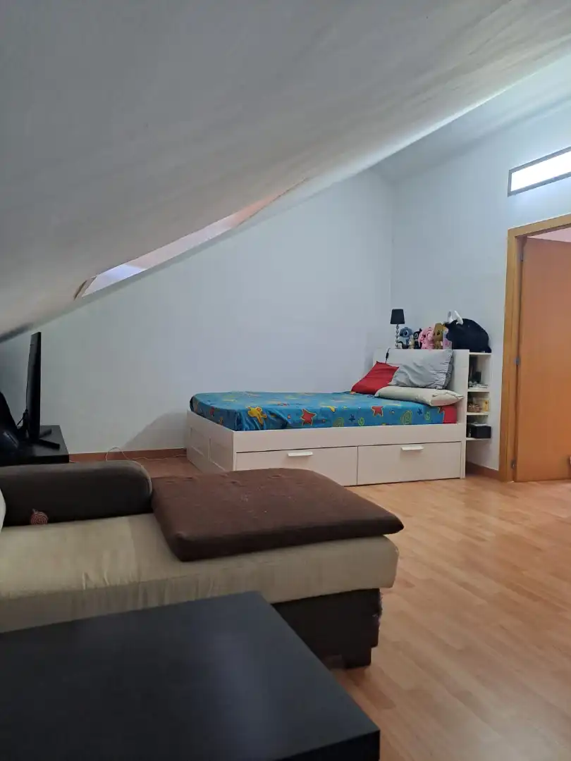 Habitación de Casa o chalet en venta en Alhaurín de la Torre con Aire acondicionado, Calefacción y Terraza
