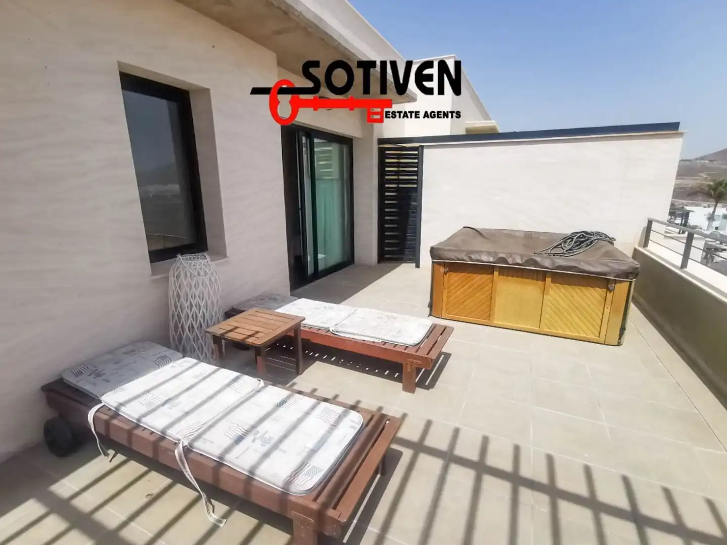 Terrasse von Dachboden zum Verkauf in Adeje mit Terrasse und Möbliert