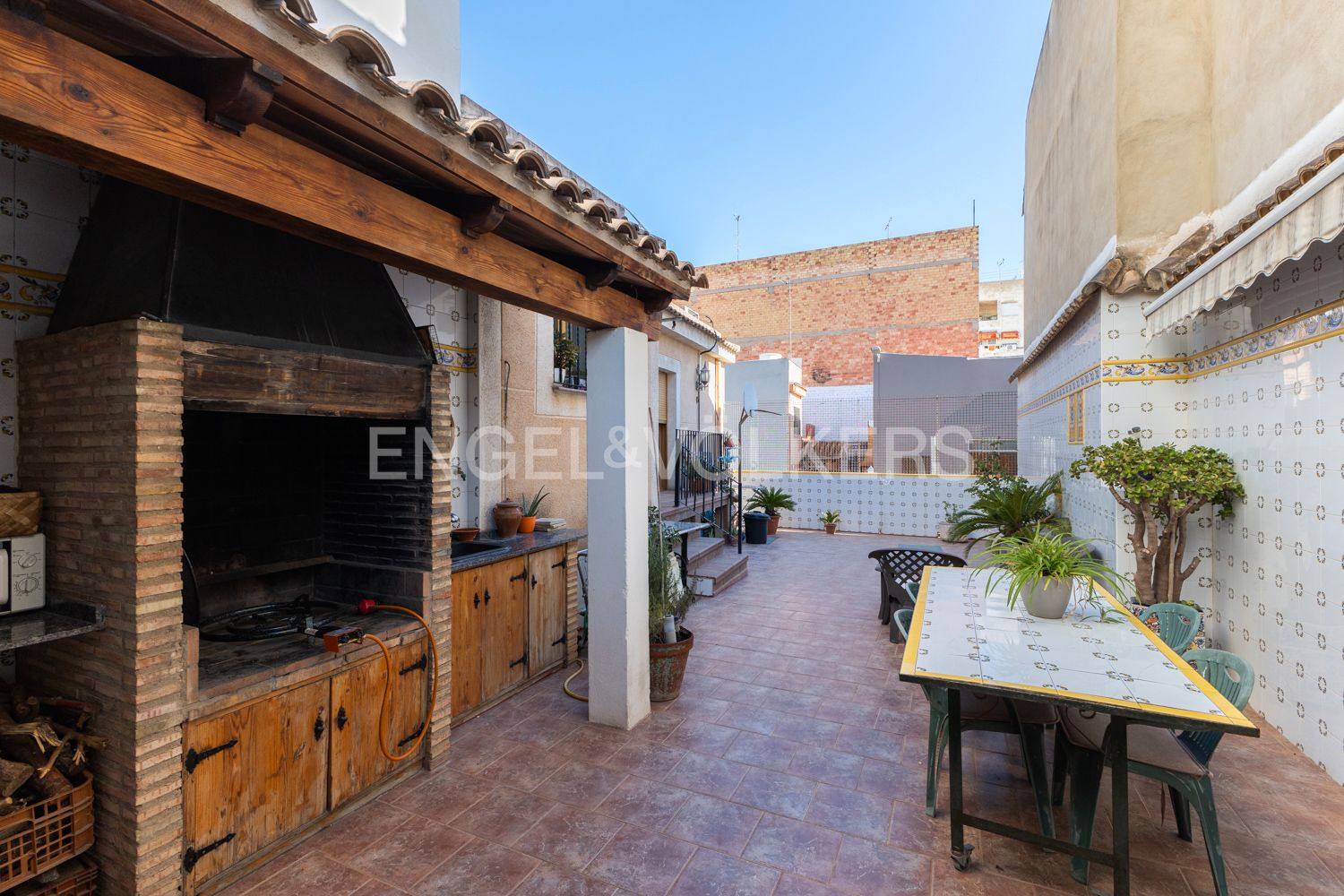 Terrace of House or chalet for sale in Paterna  with Air Conditioner, Heating and Terrace
