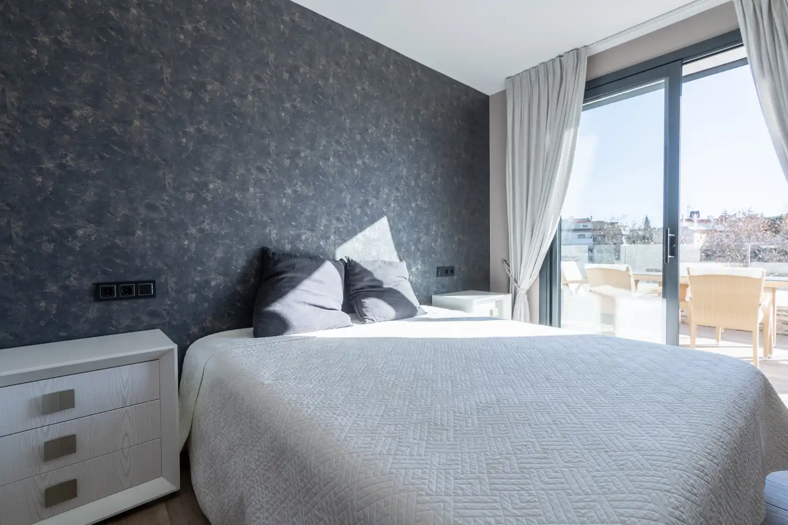 Bedroom of Attic for rent in Marbella  with Air Conditioner, Heating and Terrace