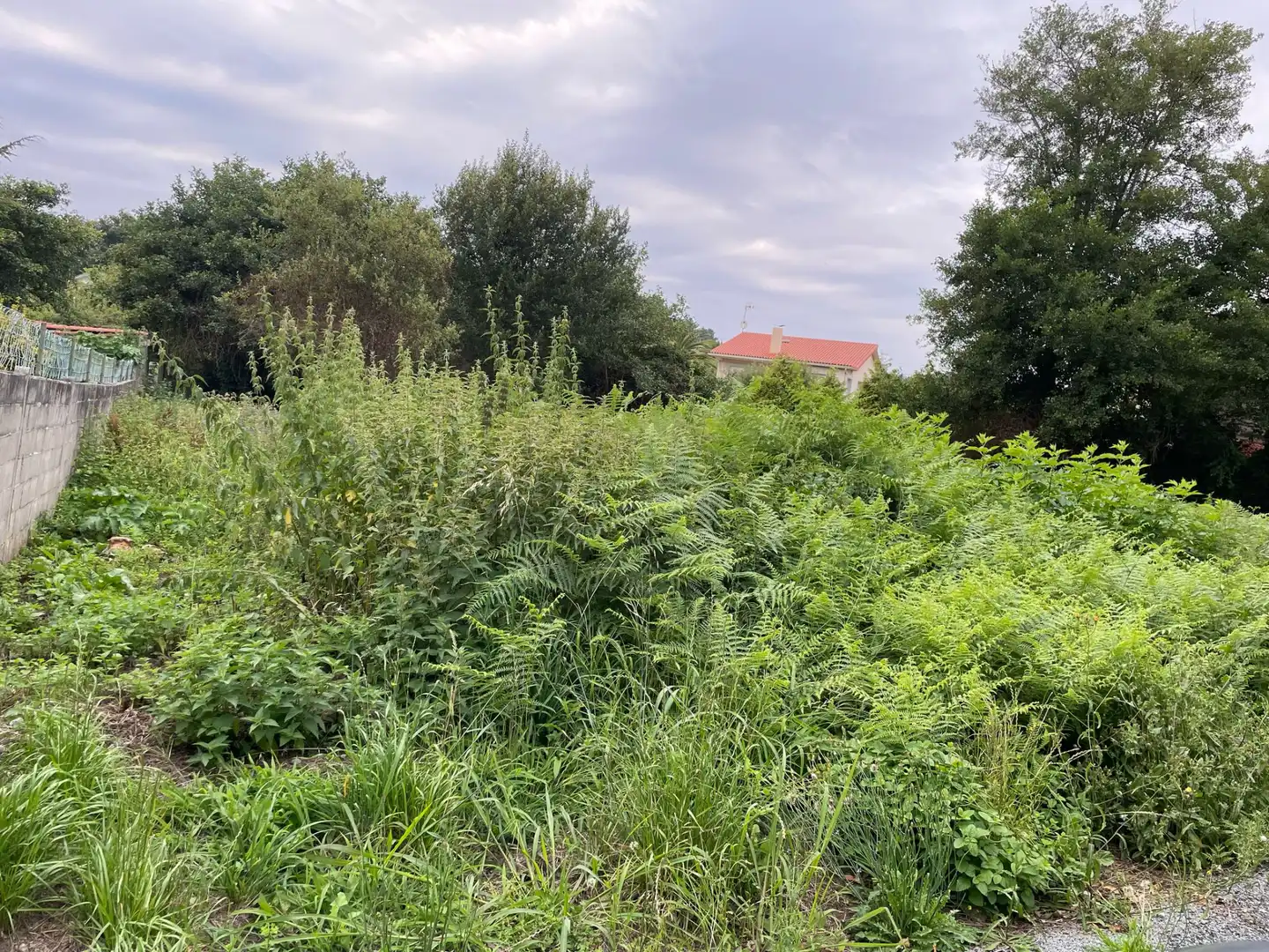 Terreno en venta en Oleiros