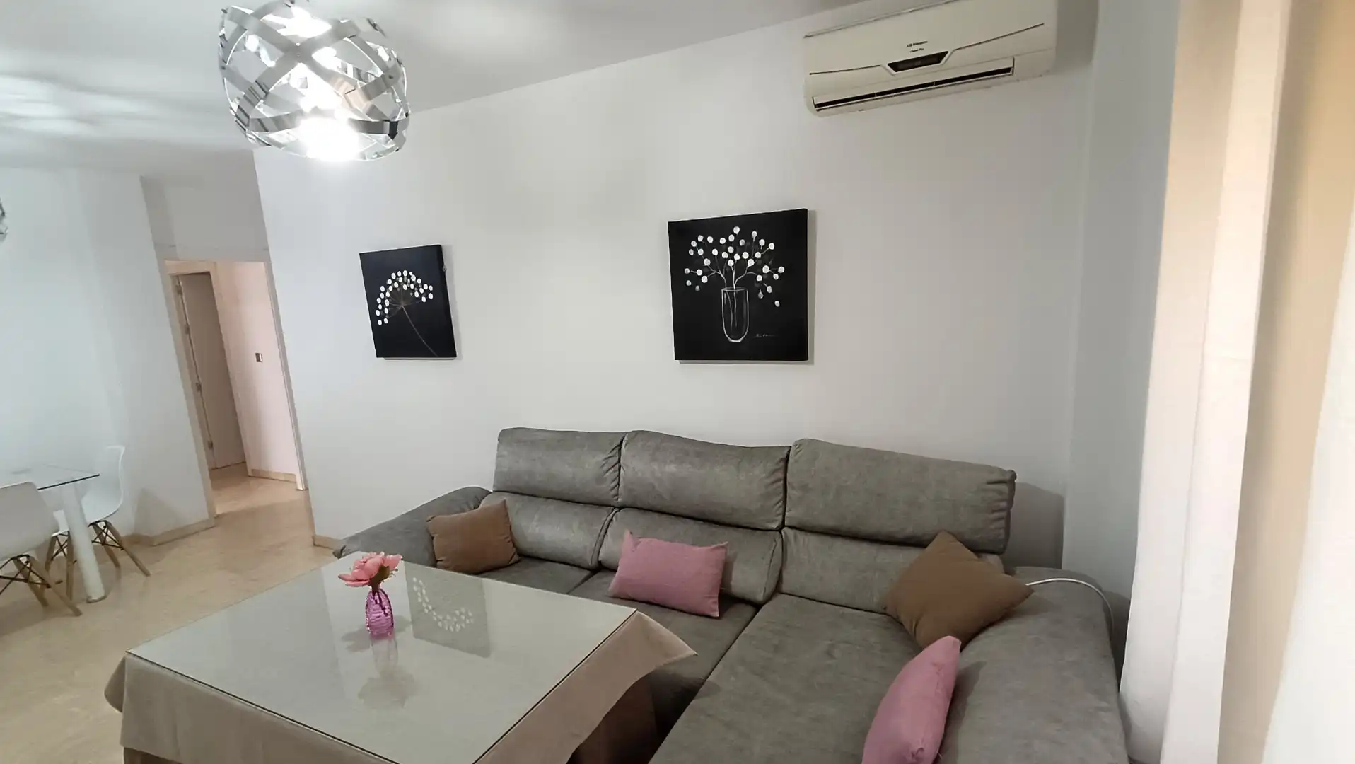 Wohnung zur Miete in Calle Tierno Galván, Las Tres Cruces
