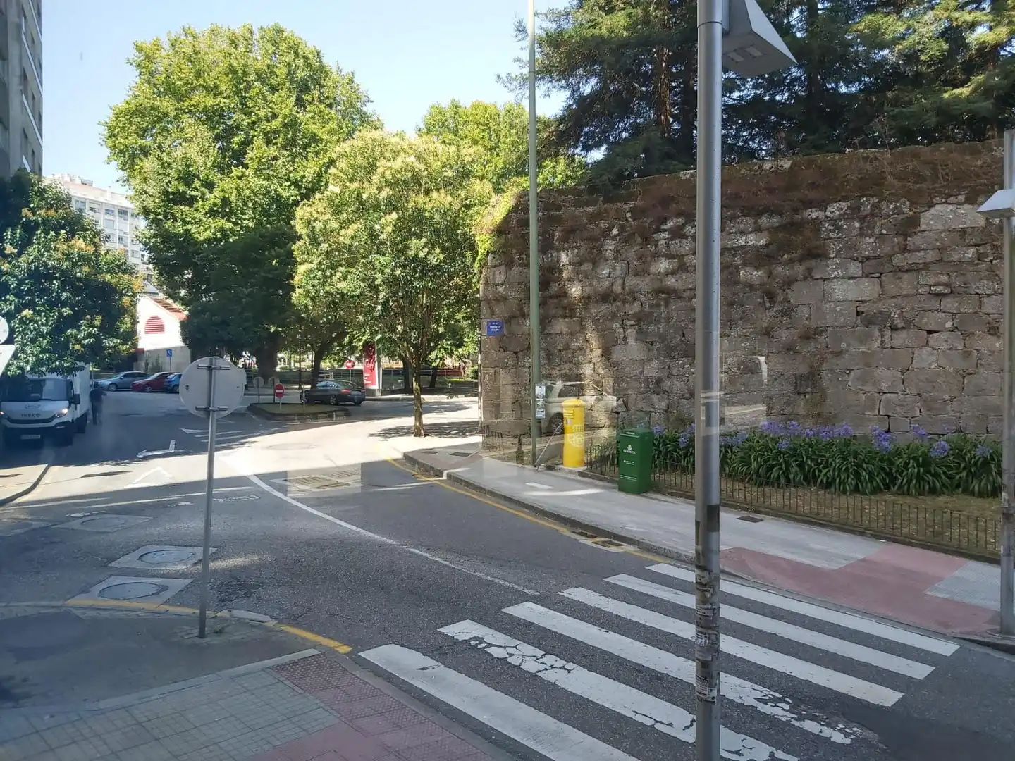 Vista exterior de Local en venda en Pontevedra Capital 