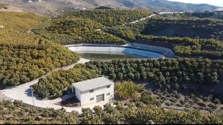Exterior view of Houses for sale in Vélez-Málaga  with Terrace and Swimming Pool