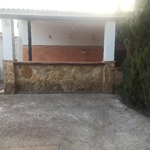 Terrassa de Finca rústica en venda en Almodóvar del Río amb Aire condicionat, Piscina i Alarma