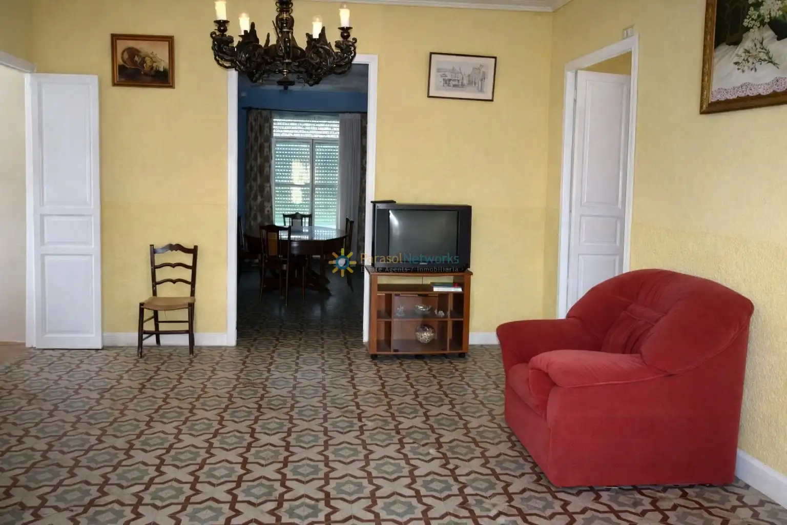 Sala d'estar de Casa o xalet en venda en Benifairó de la Valldigna amb Calefacció, Jardí privat i Terrassa