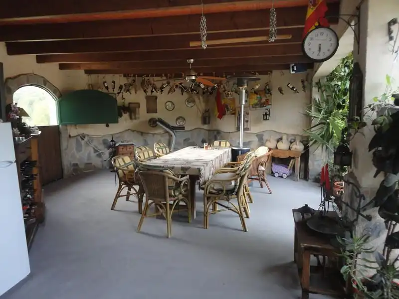 Finca rústica en venta en La Nucia con Aire acondicionado, Jardín privado y Terraza