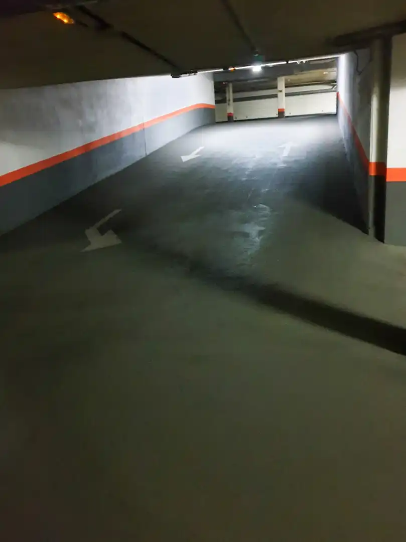 Parking of Garage for rent in Madrid