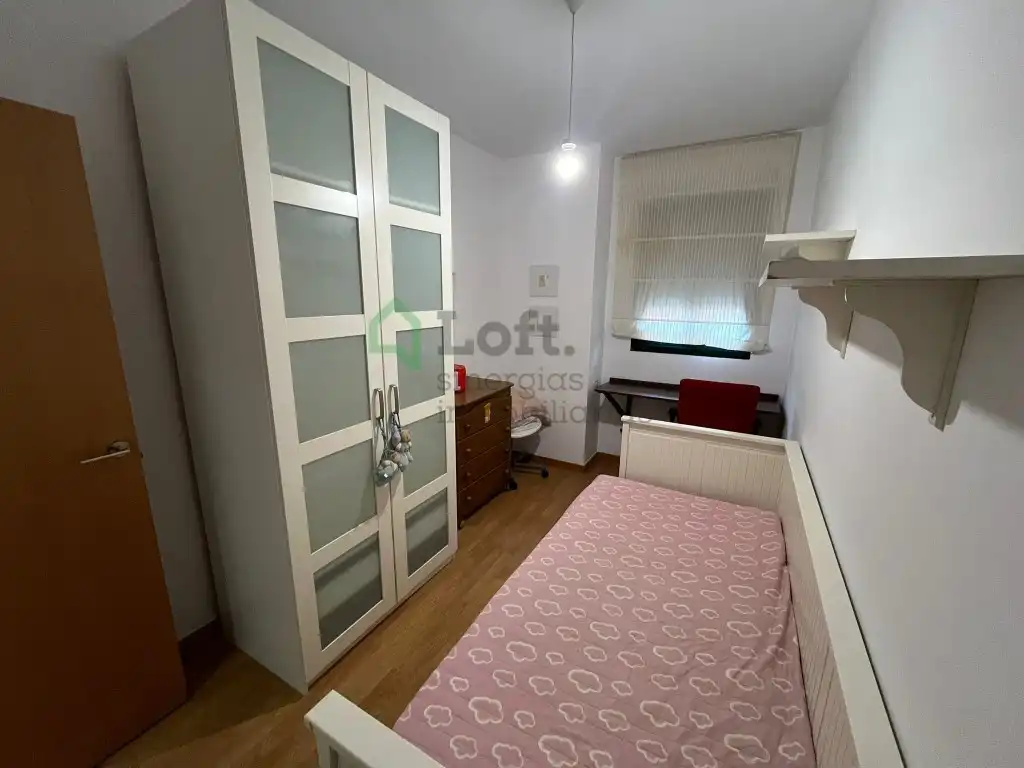 Bedroom of Flat for rent in Badajoz  with Furnished