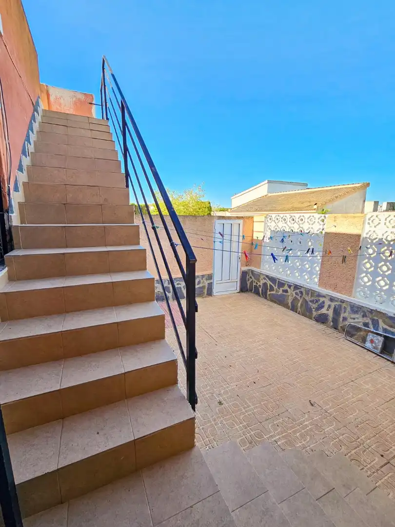Vista exterior de Finca rústica en venta en Algorfa con Aire acondicionado, Calefacción y Terraza