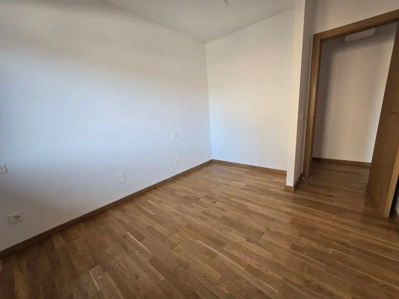 Habitación de Apartamento en venta en Villamediana de Iregua con Calefacción y Terraza