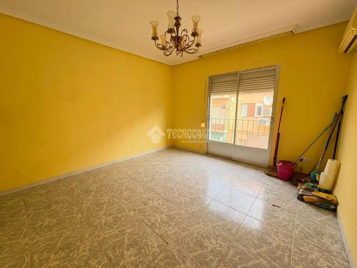 Piso en venta en Jaén, Jaén