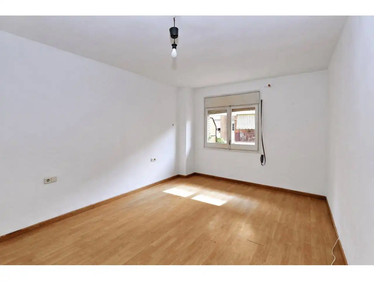 Piso con terraza en venta en Nou Barris, imagen 33