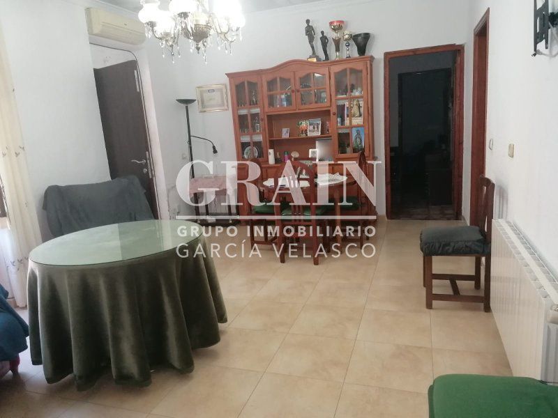 House or chalet for sale in Valdeganga  with Air Conditioner and Heating
