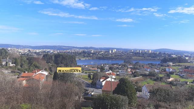Casa-chalet en Venta en A Malata - Catabois - Ciudad Jardín