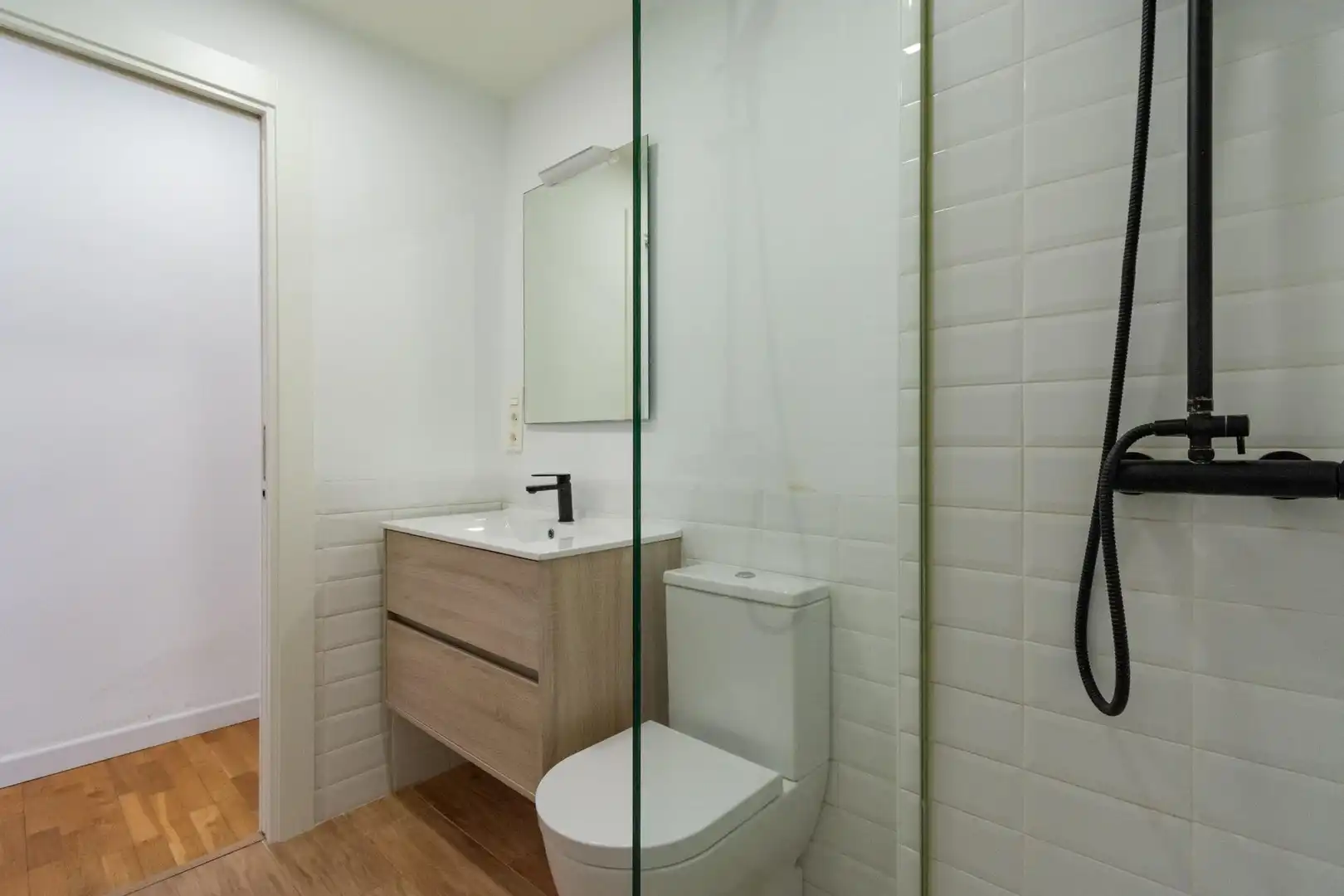 Baño de Piso en venta en Cartagena con Aire acondicionado y Calefacción