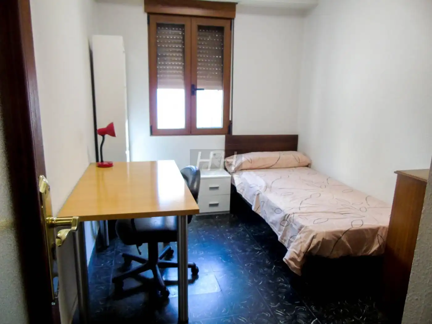 Habitación de Piso de alquiler en Burjassot con Calefacción, Amueblado y Balcón