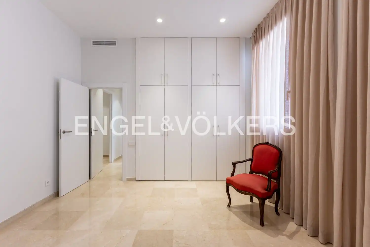 Sala de estar de Piso de alquiler en Valencia con Aire acondicionado, Calefacción y Amueblado
