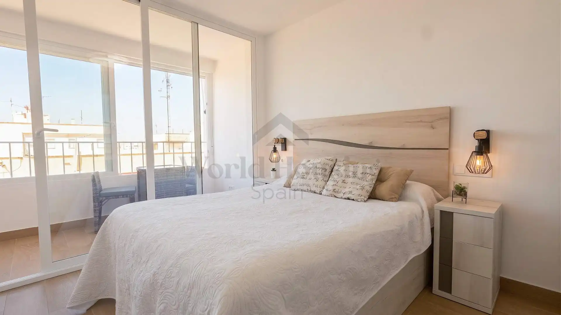 Dormitori de Apartament en venda en Santa Pola amb Aire condicionat, Calefacció i Moblat