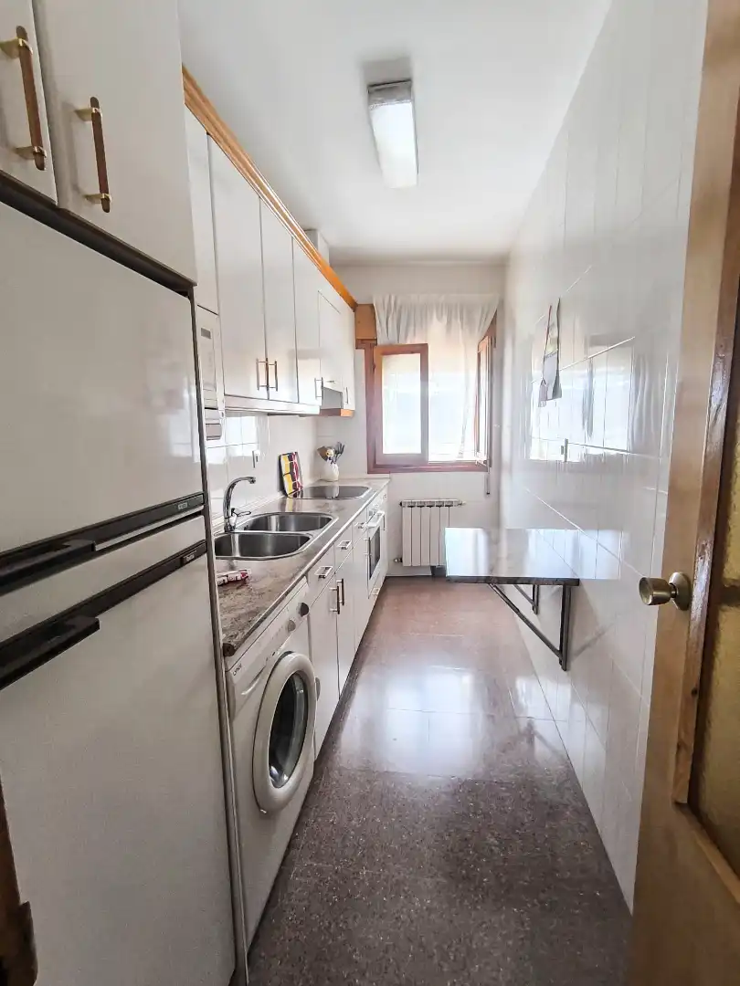 Cocina de Casa o chalet en venta en El Burgo de Ebro con Aire acondicionado, Calefacción y Jardín privado