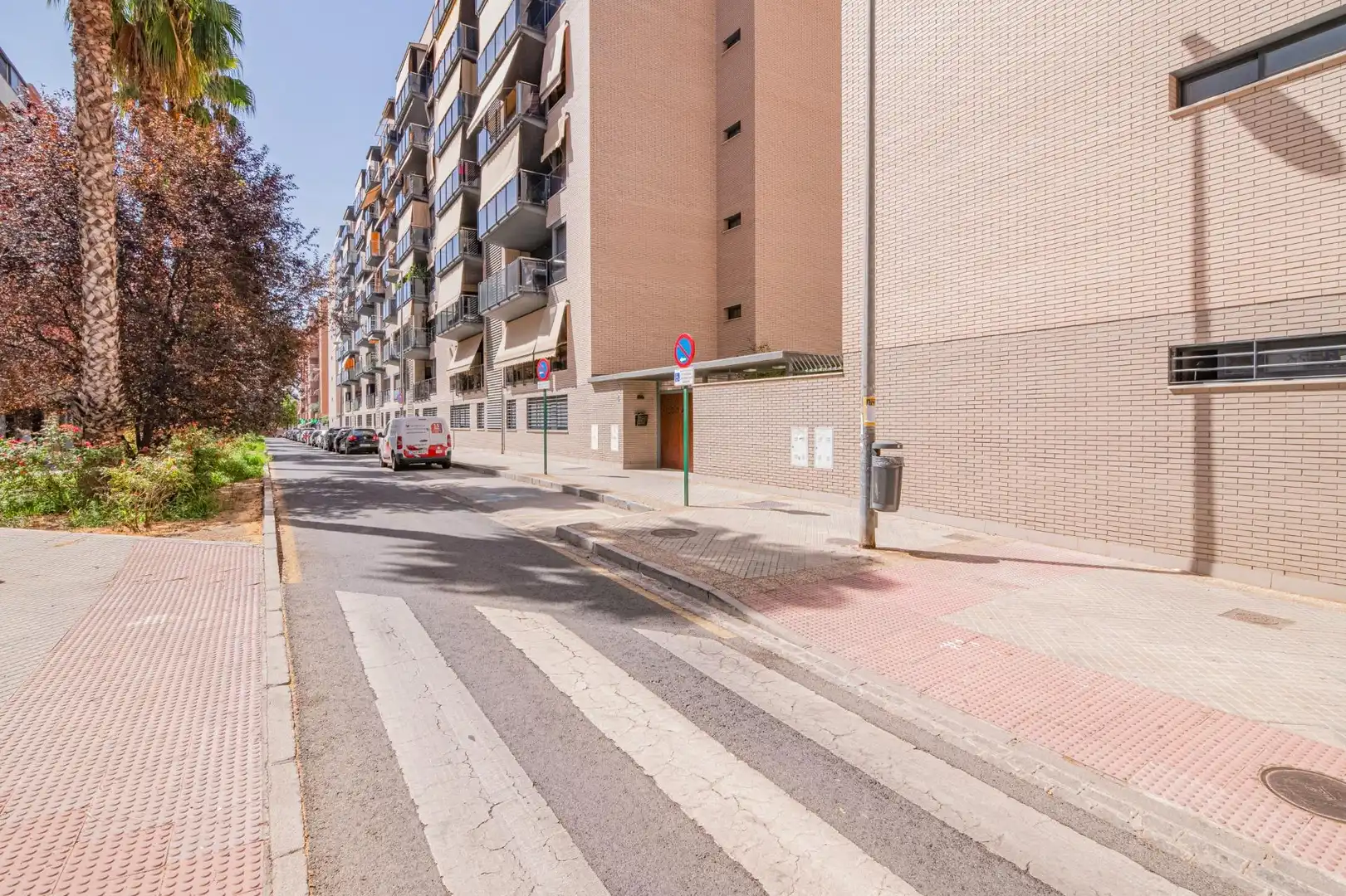 Vista exterior de Pis en venda en Granada amb Aire condicionat, Calefacció i Terrassa