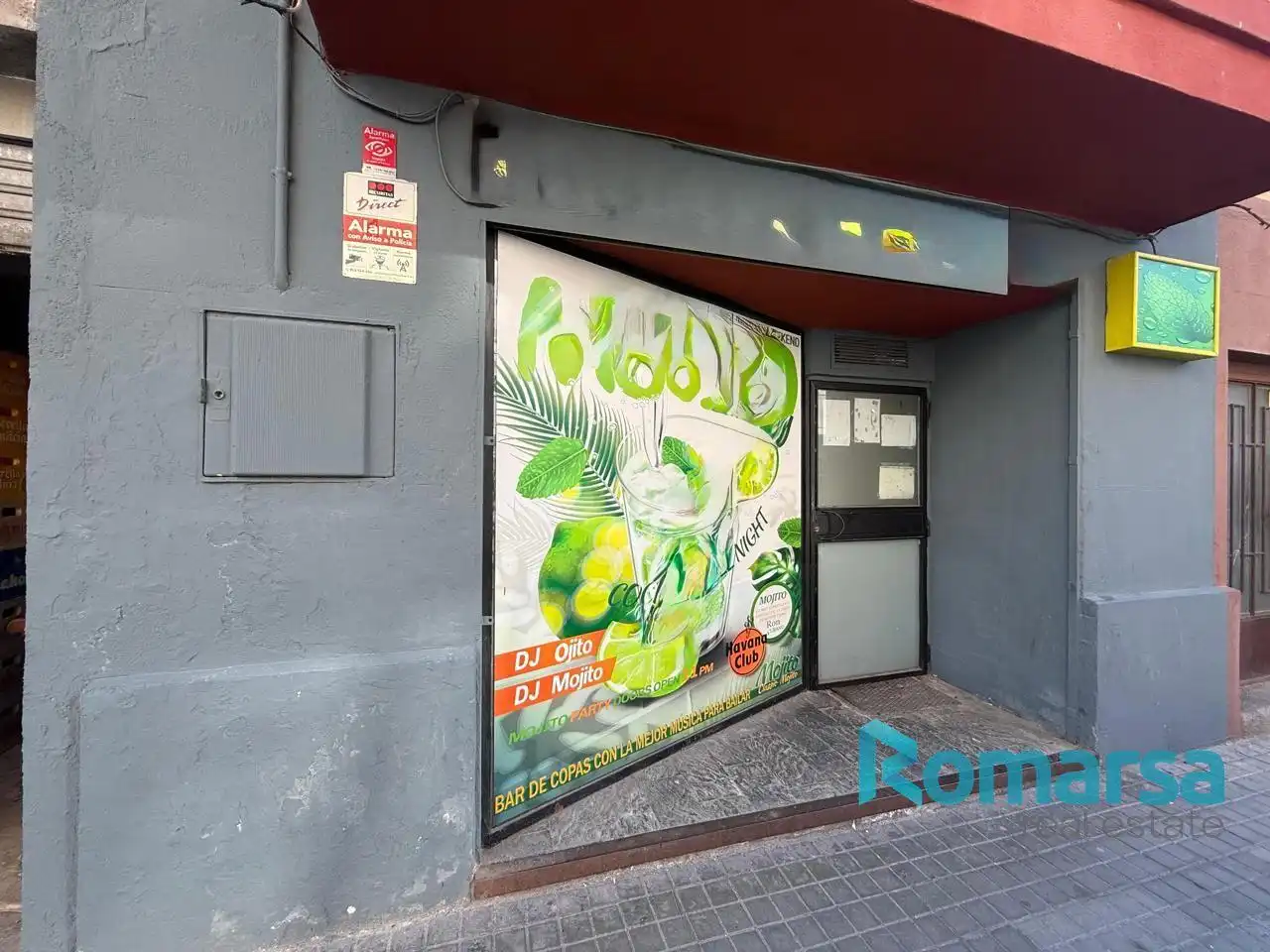 Buildings for sale in Calle Francisco de Nebreda, San Antonio