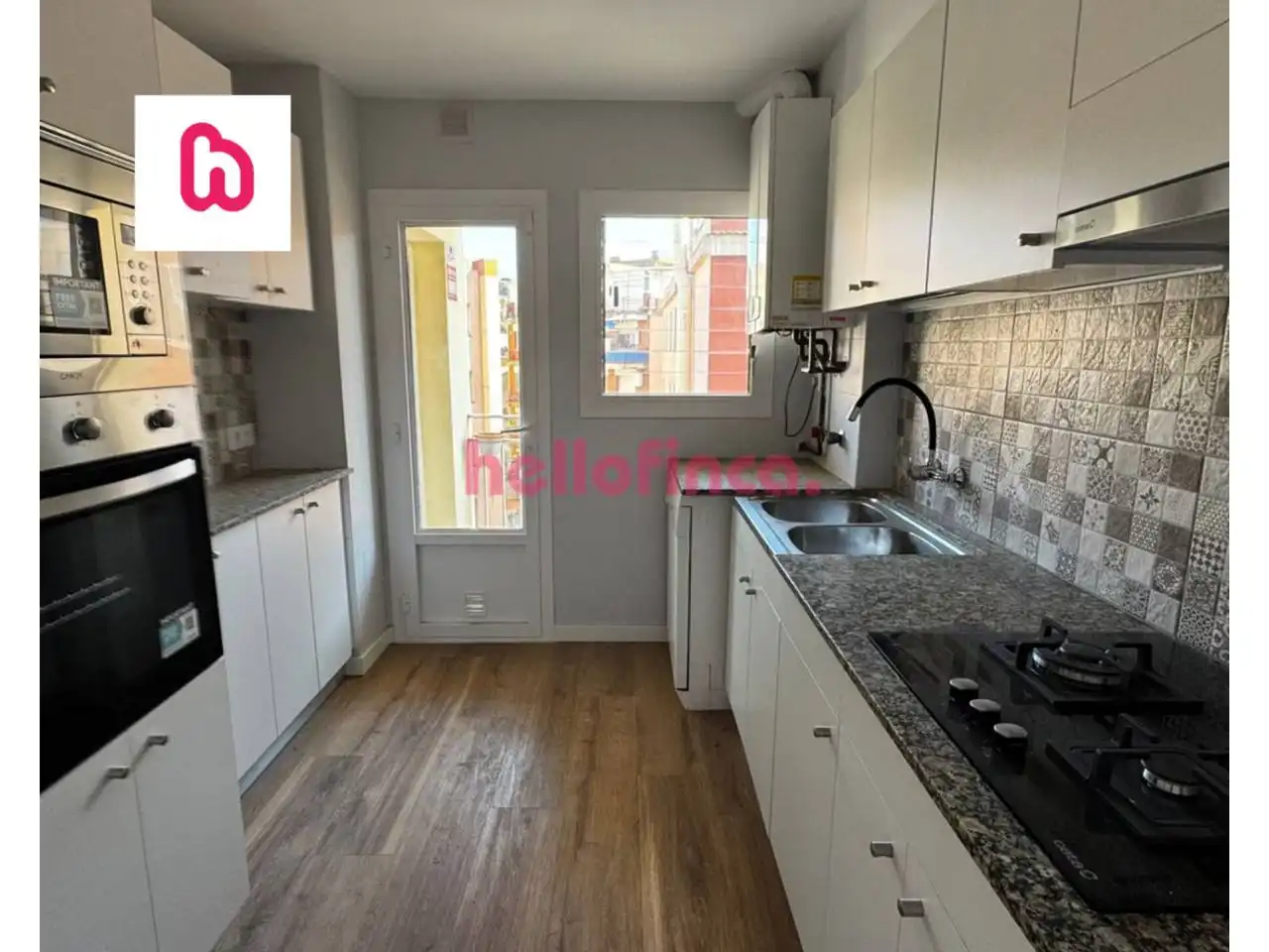 Cuina de Pis en venda en Sant Feliu de Guíxols amb Aire condicionat, Calefacció i Parquet