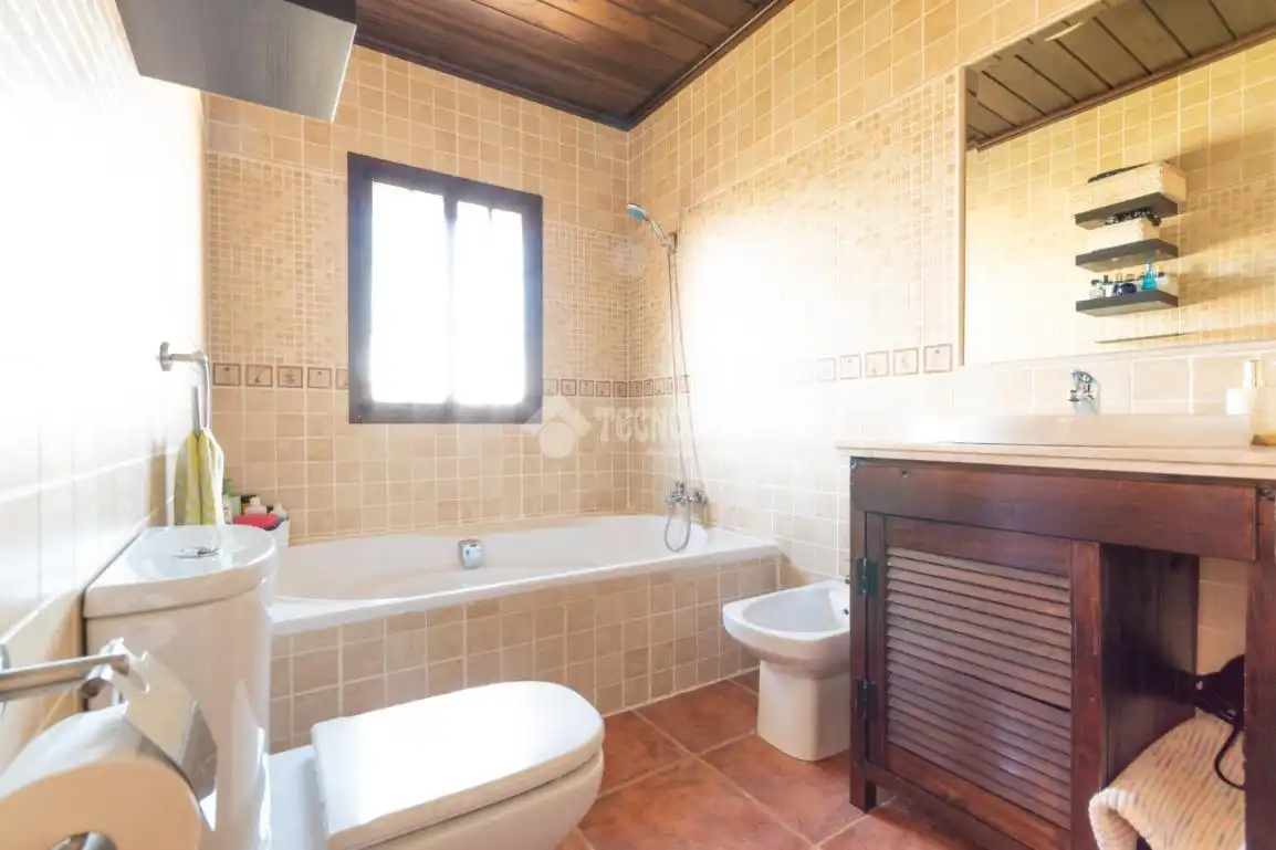 Badezimmer von Haus oder Chalet zum Verkauf in Alhaurín de la Torre mit Klimaanlage