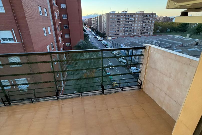 Foto 1 de Pis en venda a Avinguda del Primer de Maig, L'Hort de Senabre, Valencia