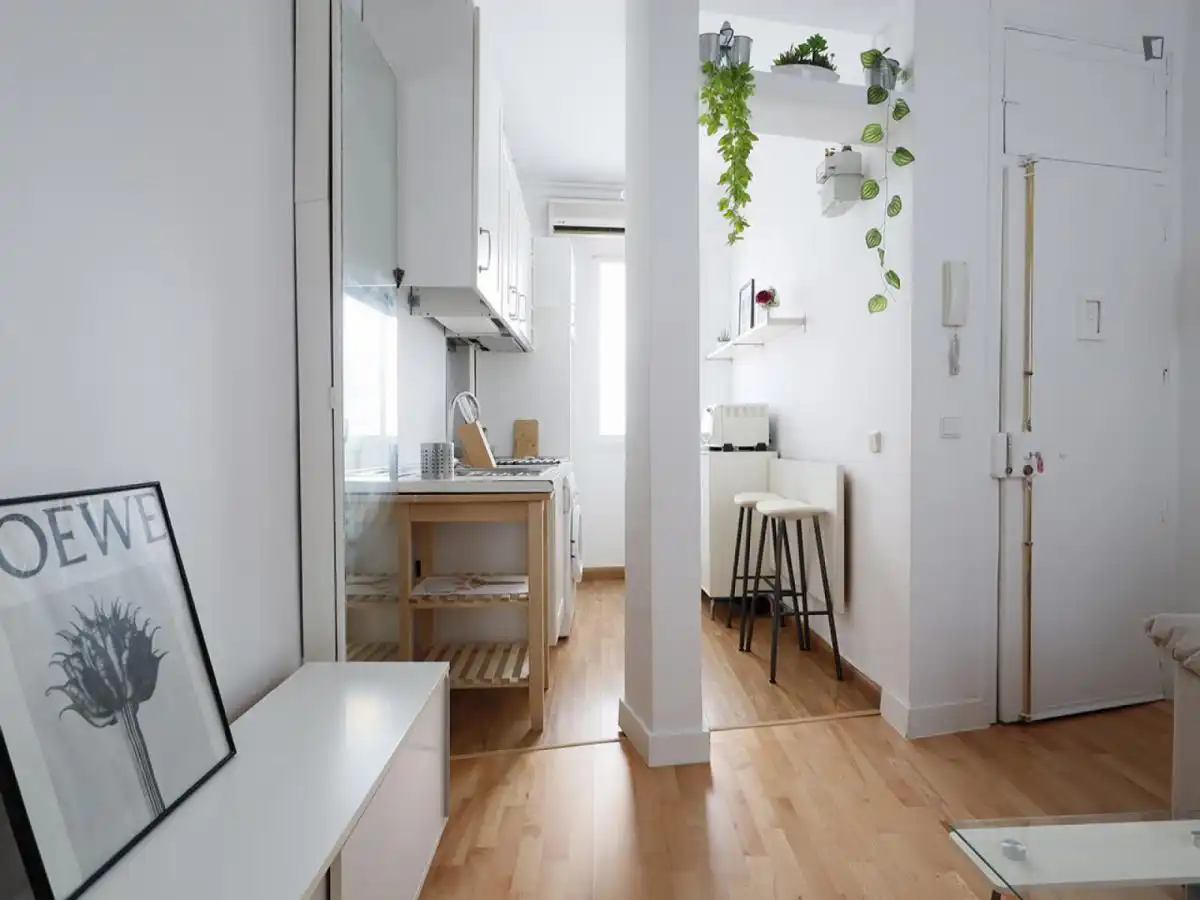 Study for rent in Palacio