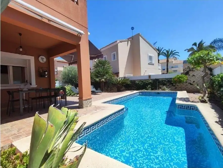 Swimming pool of Houses for sale in Dénia  with Air Conditioner, Heating and Private garden