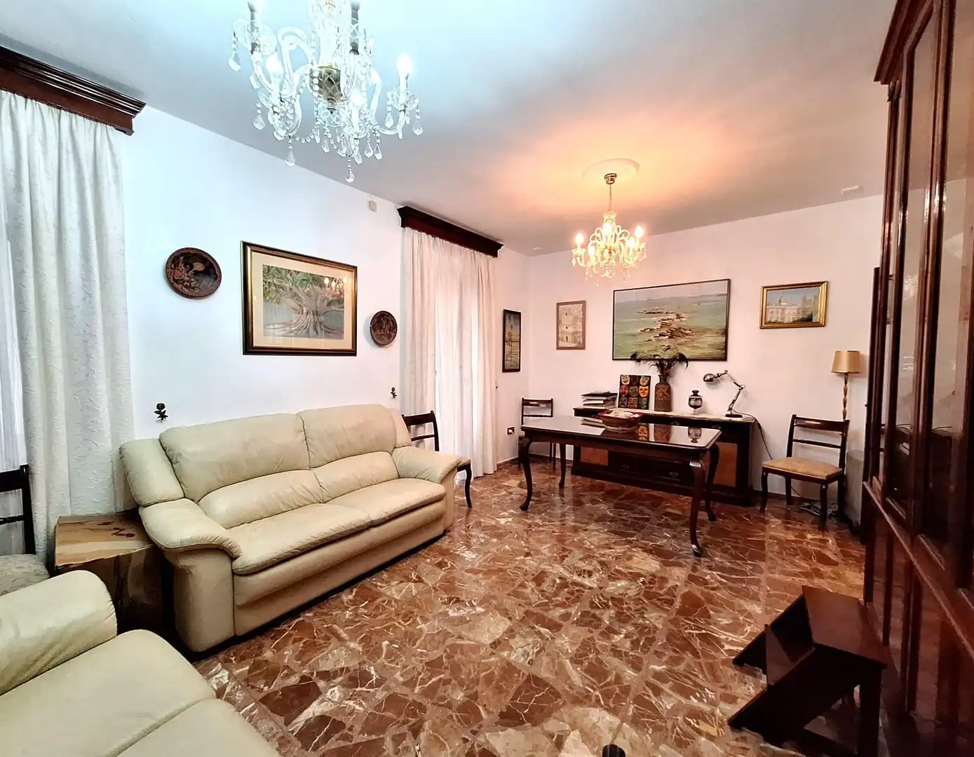 Sala d'estar de Pis en venda en Cádiz amb Balcó