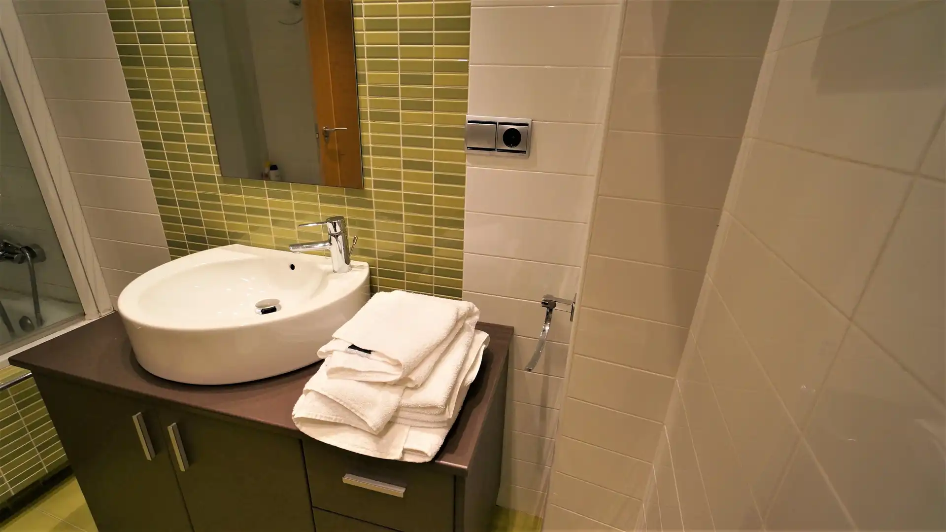 Baño de Apartamento de alquiler en Salamanca con Aire acondicionado, Calefacción y Parquet