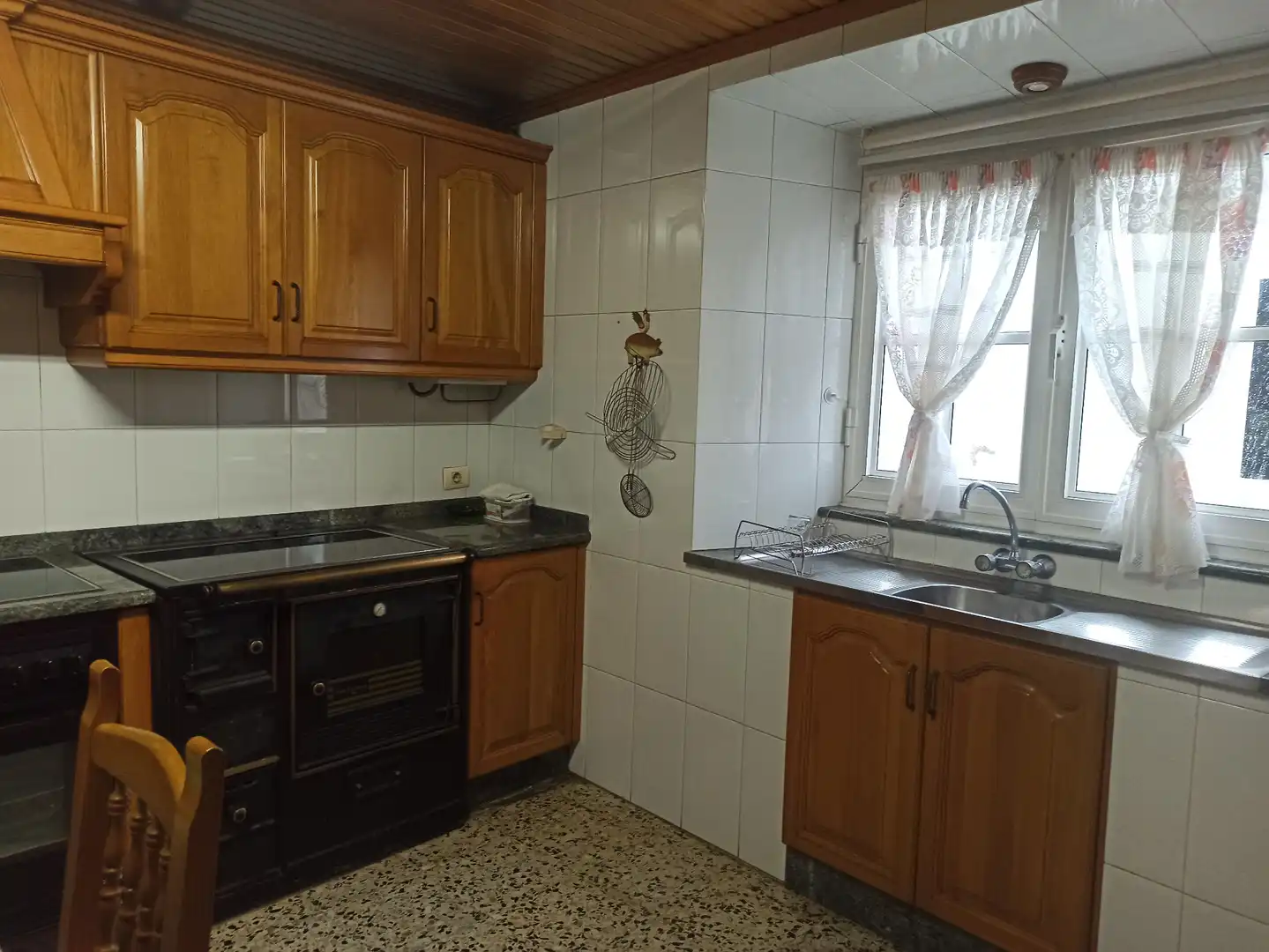 Kitchen of Houses for sale in Viveiro  with Private garden, Furnished and Oven