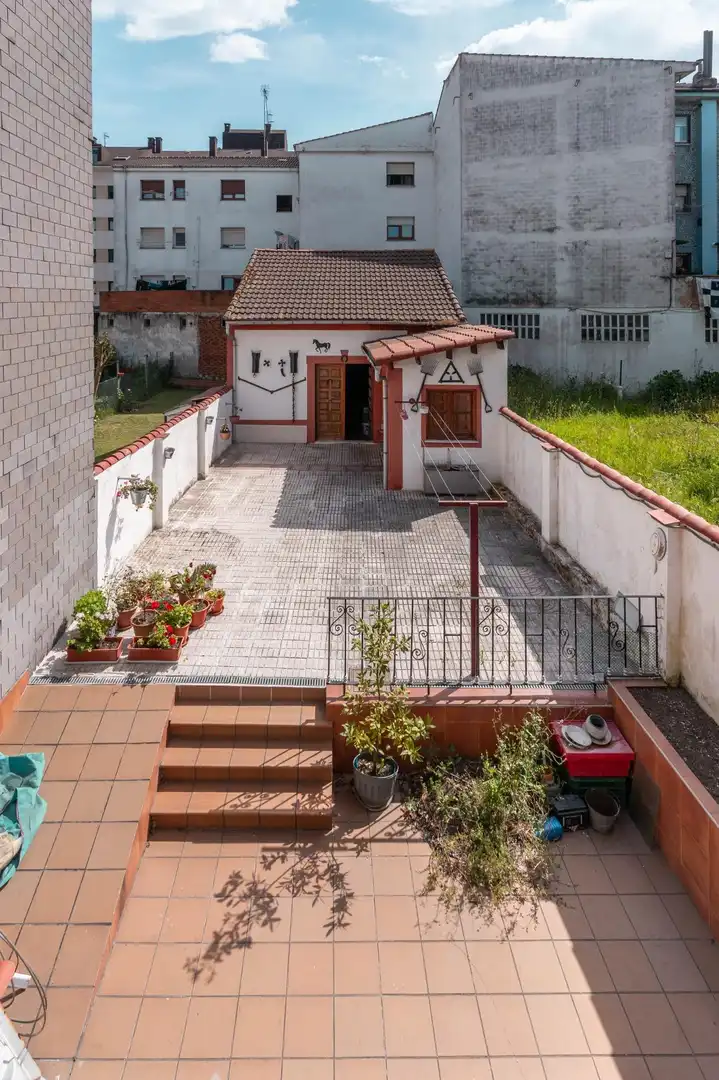 Terraza de Casa o chalet en venta en Llanera con Calefacción, Jardín privado y Terraza