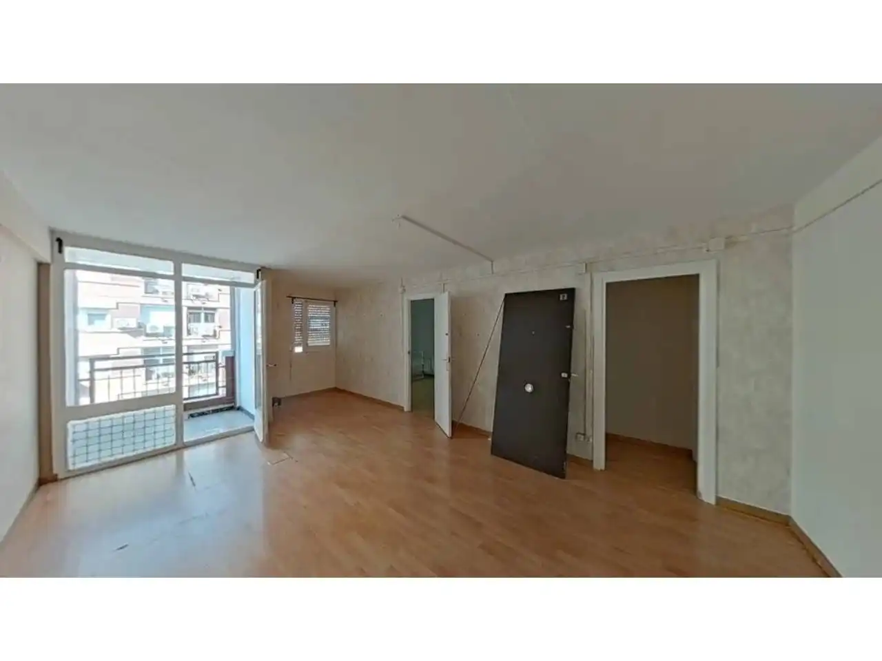 Piso en venta en Sant Feliu de Llobregat con Balcón