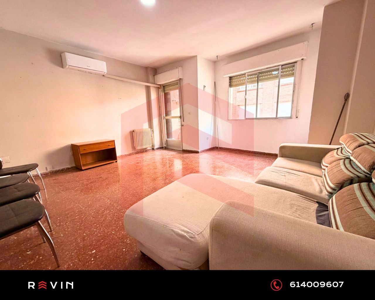 Living room of Flat for sale in  Jaén Capital  with Air Conditioner, Heating and Furnished
